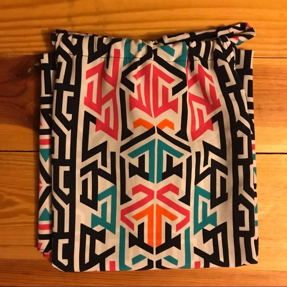 Crown & Ivy Black White Multi Geometric Dress, EUC, M - Picture 11 of 11